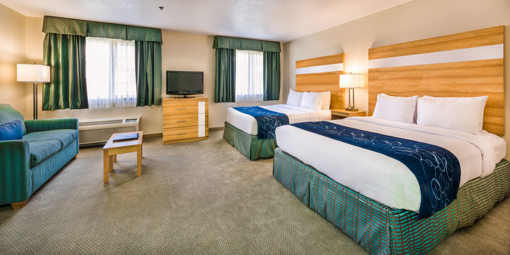 Hampton By Hilton Grand Cayman Seven Mile Beach George Town Exterior foto